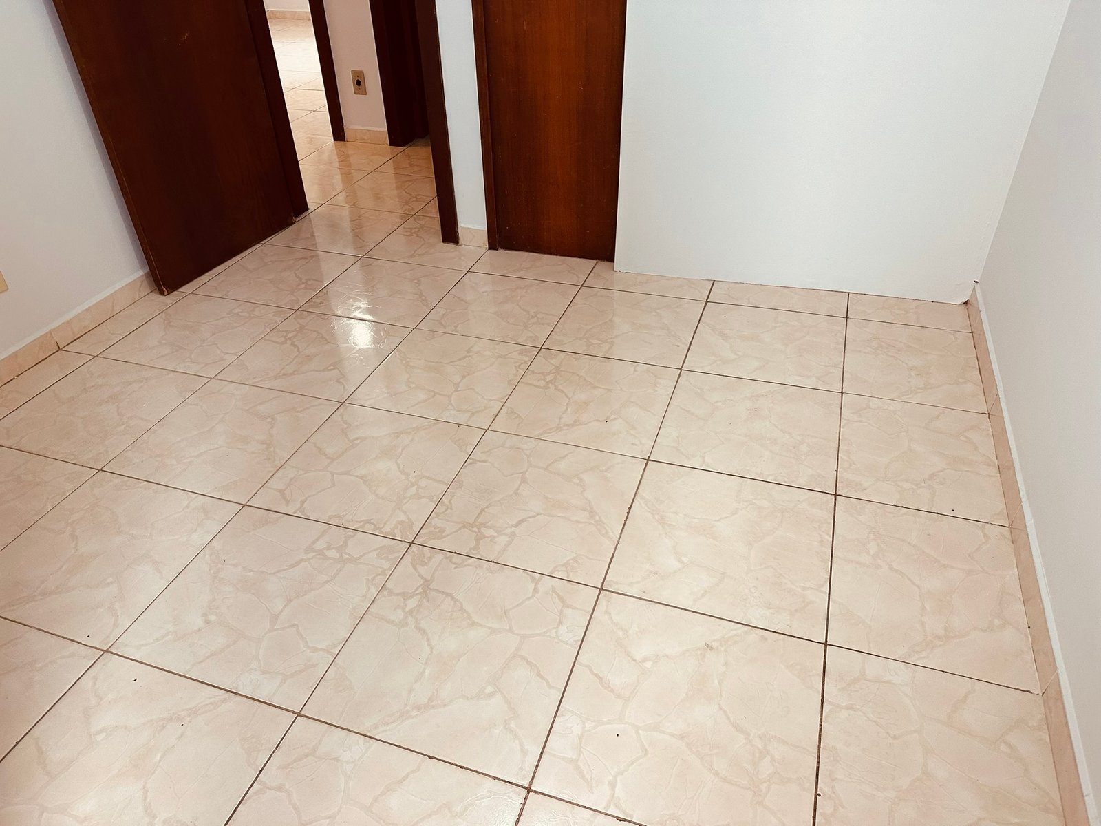 Apartamento no Botafogo com tres dormutórios, 2 banheiros, cozinha, garagem e lazer