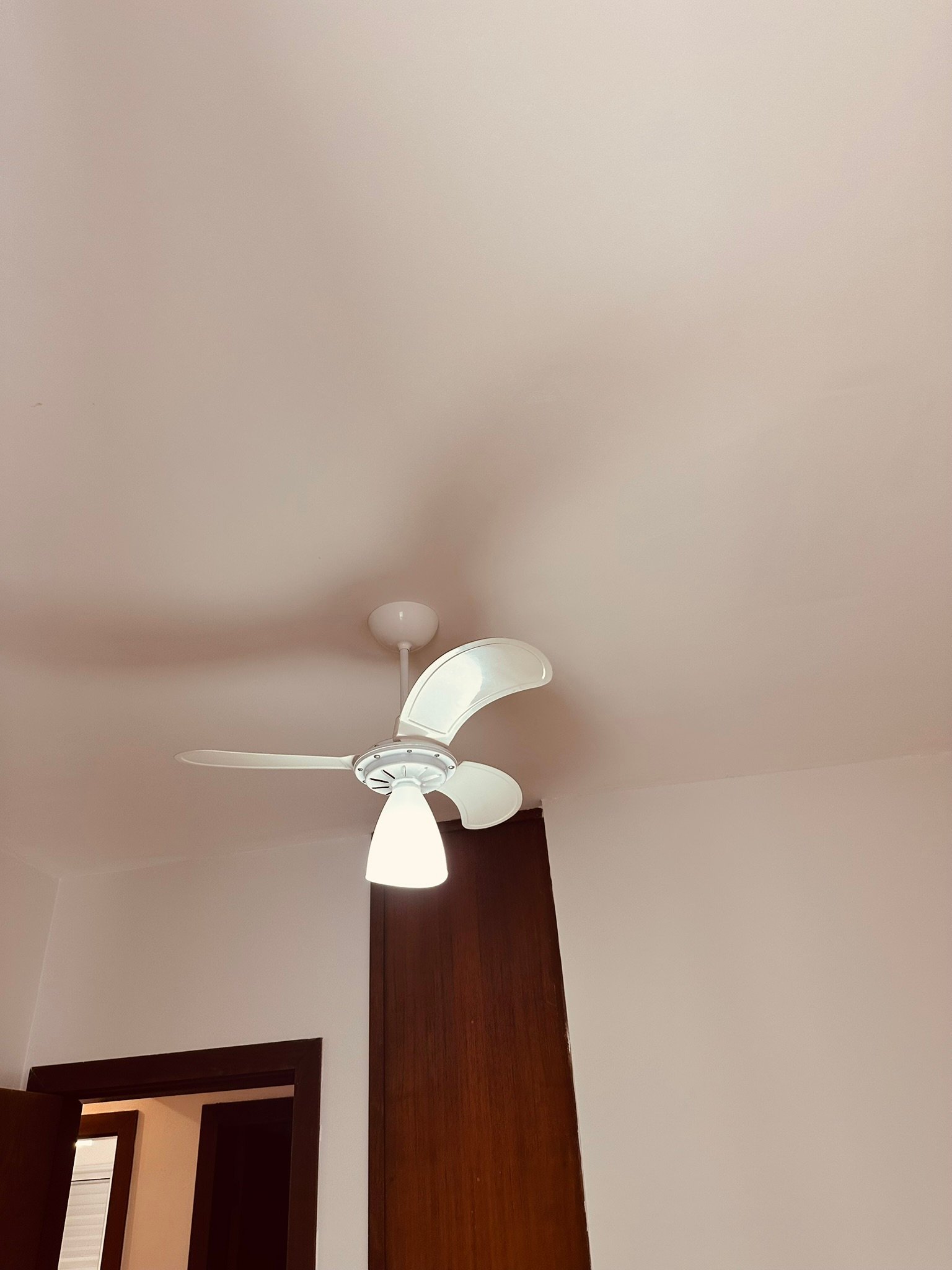 Apartamento no Botafogo com tres dormutórios, 2 banheiros, cozinha, garagem e lazer