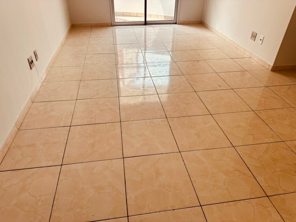 Apartamento no Botafogo com tres dormutórios, 2 banheiros, cozinha, garagem e lazer