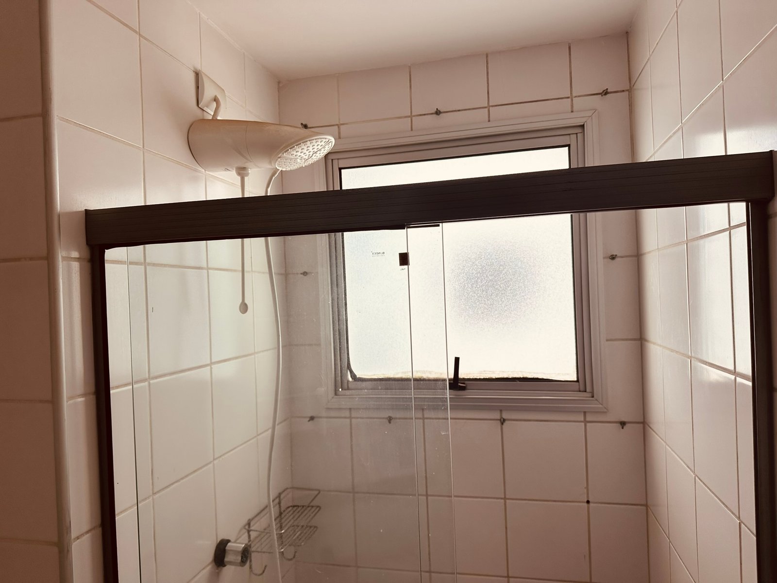 Apartamento no Botafogo com tres dormutórios, 2 banheiros, cozinha, garagem e lazer